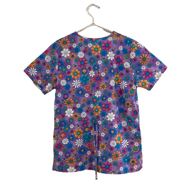 SB Smiley Floral Bees Small Purple Snap Nurse Medical Uniform Scrubs Top - Picture 2 of 11
